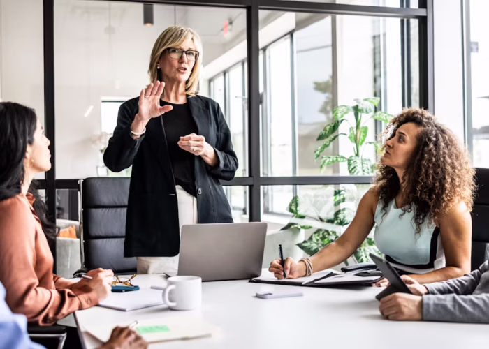 financial-leadership.avif